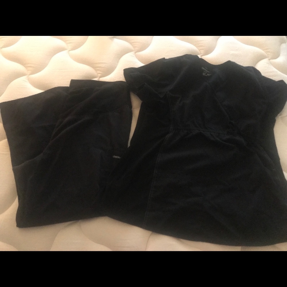 Cherokee Maternity scrub set large